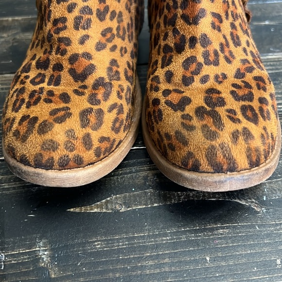 Leopard Booties - Picture 5 of 6